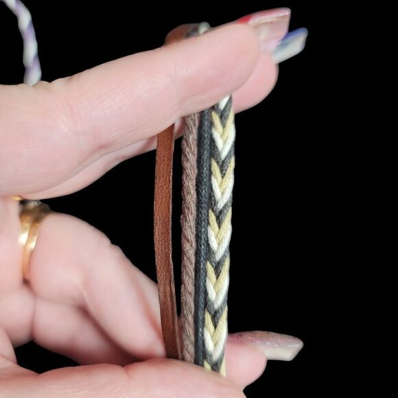 💍String and Bead Lot - Picture 3 of 6